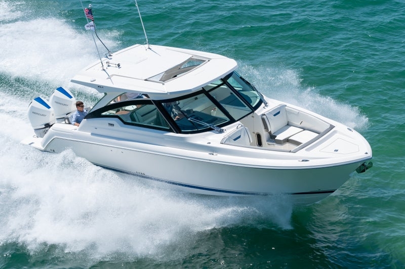 Tiara Yachts 34 LX Aerial Image