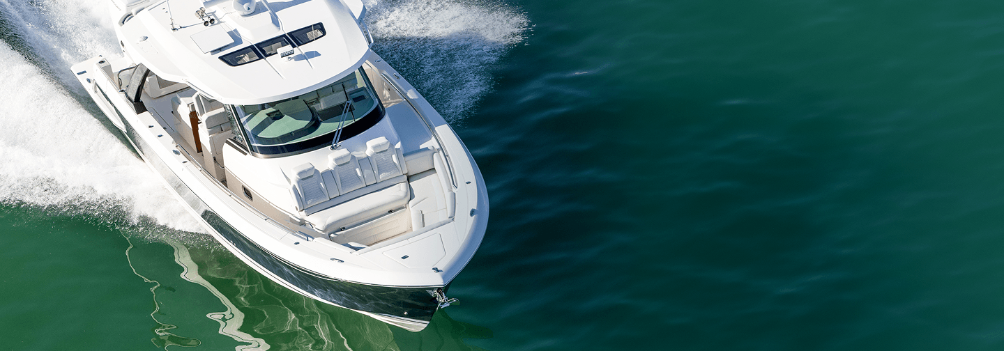 43 LS Boat on water